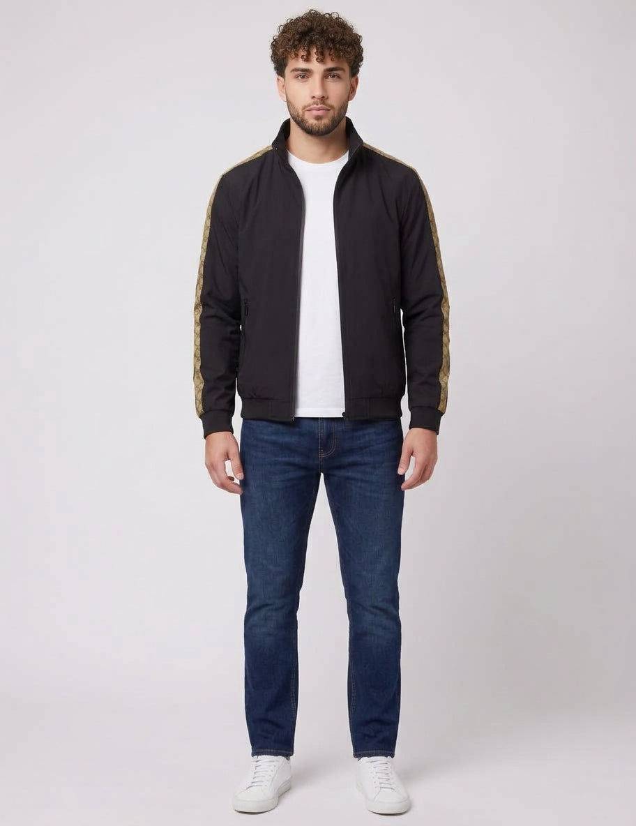 Chamarra Zip con Detalle en Mangas